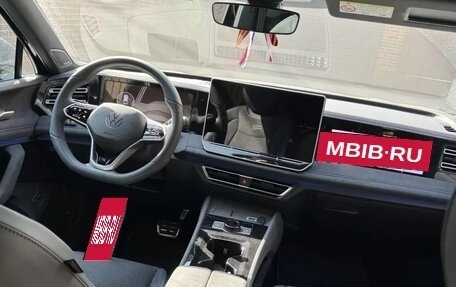 Volkswagen Tiguan, 2024 год, 4 200 000 рублей, 8 фотография