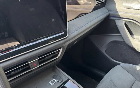 Volkswagen Tiguan, 2024 год, 4 200 000 рублей, 11 фотография