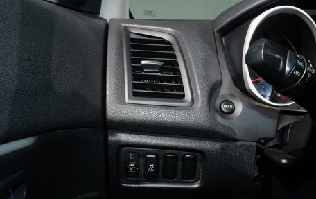 Mitsubishi ASX I рестайлинг, 2011 год, 878 000 рублей, 17 фотография
