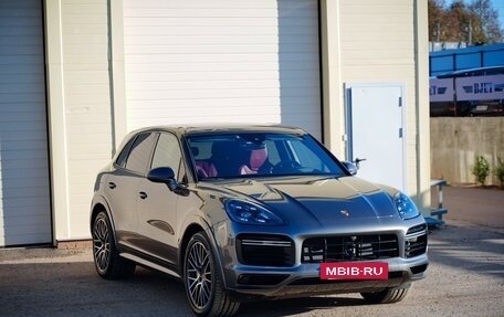 Porsche Cayenne III, 2018 год, 9 500 000 рублей, 2 фотография