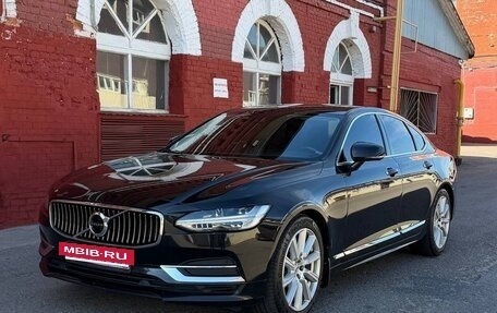 Volvo S90 II рестайлинг, 2019 год, 3 200 000 рублей, 5 фотография