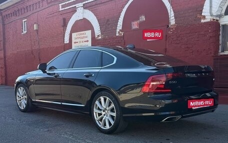 Volvo S90 II рестайлинг, 2019 год, 3 200 000 рублей, 6 фотография