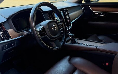 Volvo S90 II рестайлинг, 2019 год, 3 200 000 рублей, 11 фотография