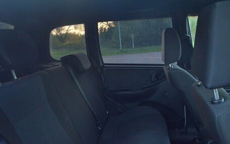 Chevrolet Niva I рестайлинг, 2011 год, 300 000 рублей, 9 фотография