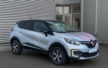 Renault Kaptur I рестайлинг, 2020 год, 1 340 000 рублей, 3 фотография