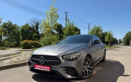 Mercedes-Benz E-Класс, 2022 год, 5 000 000 рублей, 1 фотография