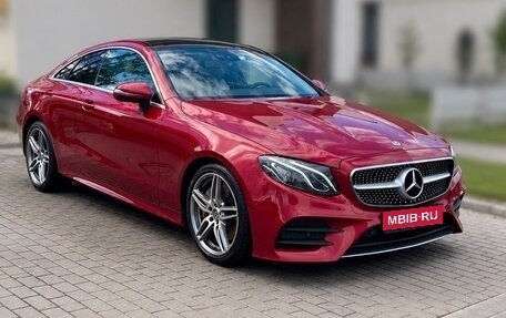 Mercedes-Benz E-Класс, 2018 год, 5 000 000 рублей, 1 фотография