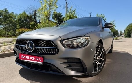 Mercedes-Benz E-Класс, 2022 год, 5 000 000 рублей, 2 фотография