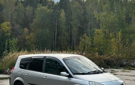Renault Scenic III, 2005 год, 300 000 рублей, 4 фотография