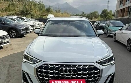 Audi Q3, 2022 год, 2 300 000 рублей, 3 фотография