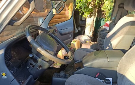 Toyota HiAce H100, 2003 год, 555 000 рублей, 9 фотография