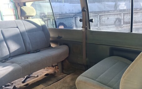 Toyota HiAce H100, 2003 год, 555 000 рублей, 10 фотография