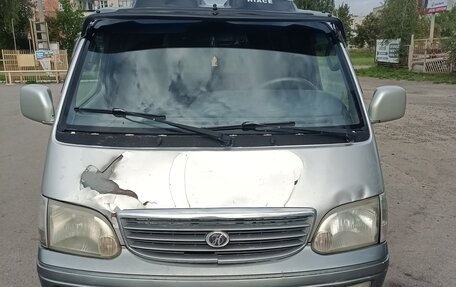Toyota HiAce H100, 2003 год, 555 000 рублей, 3 фотография