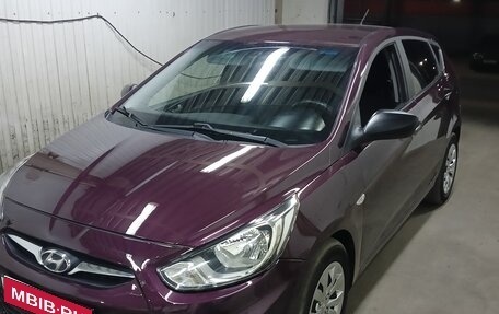 Hyundai Solaris II рестайлинг, 2014 год, 600 000 рублей, 1 фотография