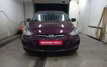 Hyundai Solaris II рестайлинг, 2014 год, 600 000 рублей, 2 фотография
