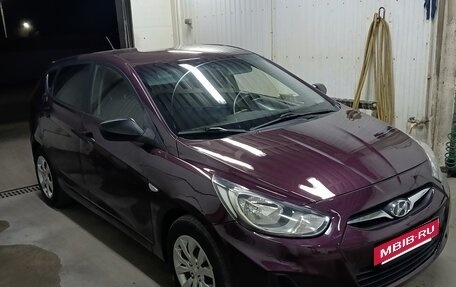 Hyundai Solaris II рестайлинг, 2014 год, 600 000 рублей, 3 фотография