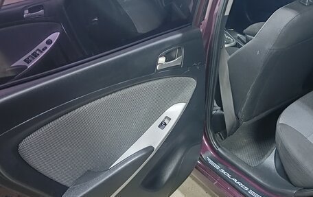 Hyundai Solaris II рестайлинг, 2014 год, 600 000 рублей, 14 фотография