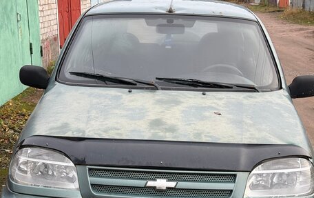 Chevrolet Niva I рестайлинг, 2006 год, 160 000 рублей, 2 фотография