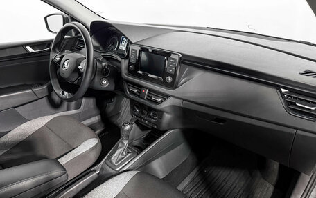Skoda Rapid II, 2021 год, 1 590 000 рублей, 14 фотография
