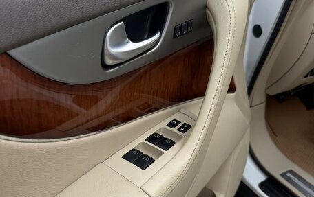 Infiniti QX70, 2013 год, 1 790 000 рублей, 5 фотография