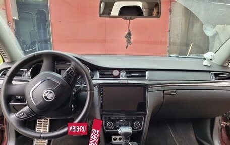 Skoda Superb III рестайлинг, 2008 год, 800 000 рублей, 3 фотография