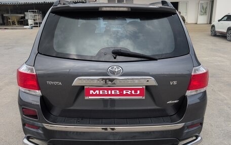Toyota Highlander III, 2011 год, 1 960 000 рублей, 5 фотография