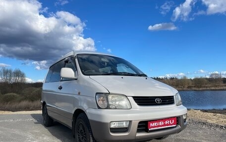 Toyota Lite Ace IV, 2000 год, 550 000 рублей, 1 фотография