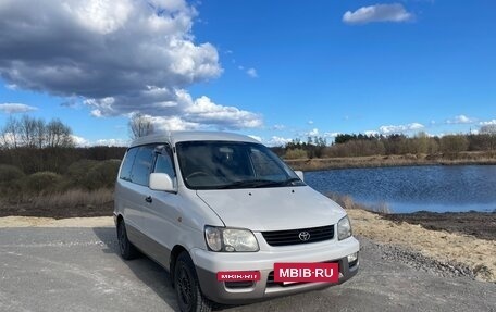 Toyota Lite Ace IV, 2000 год, 550 000 рублей, 2 фотография