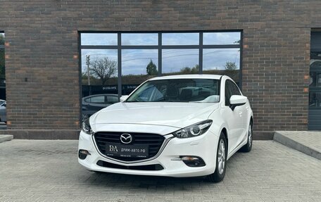 Mazda 3, 2018 год, 2 000 000 рублей, 1 фотография