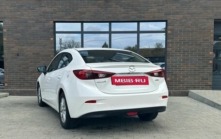 Mazda 3, 2018 год, 2 000 000 рублей, 3 фотография