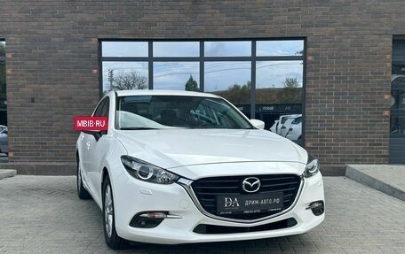 Mazda 3, 2018 год, 2 000 000 рублей, 4 фотография