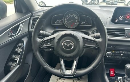 Mazda 3, 2018 год, 2 000 000 рублей, 6 фотография