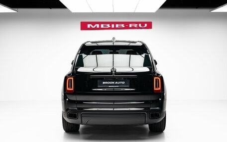 Rolls-Royce Cullinan, 2022 год, 36 990 000 рублей, 5 фотография