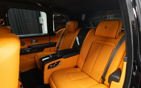 Rolls-Royce Cullinan, 2022 год, 36 990 000 рублей, 31 фотография