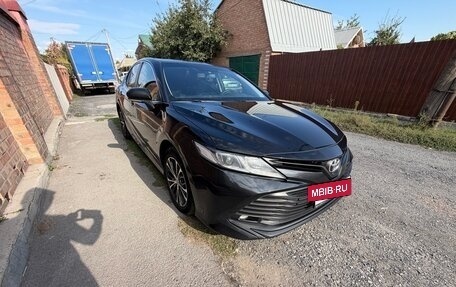 Toyota Camry, 2020 год, 2 000 000 рублей, 4 фотография