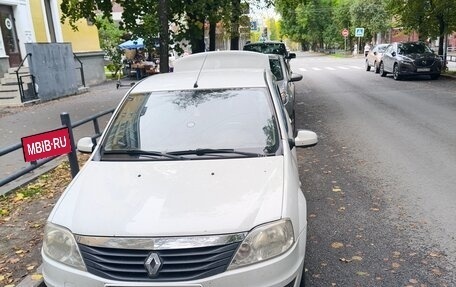 Renault Logan I, 2013 год, 390 000 рублей, 2 фотография