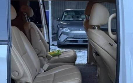 KIA Carnival, 2020 год, 2 300 000 рублей, 6 фотография