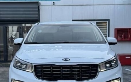 KIA Carnival, 2020 год, 2 300 000 рублей, 11 фотография