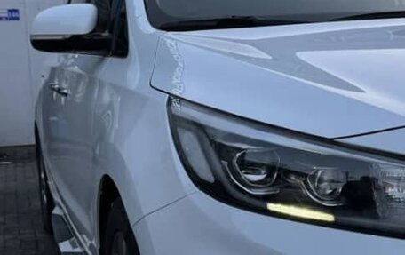 KIA Carnival, 2020 год, 2 300 000 рублей, 18 фотография