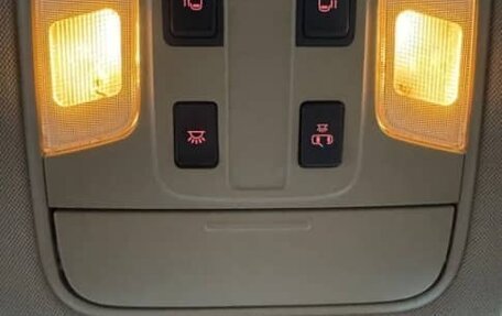 KIA Carnival, 2020 год, 2 300 000 рублей, 16 фотография