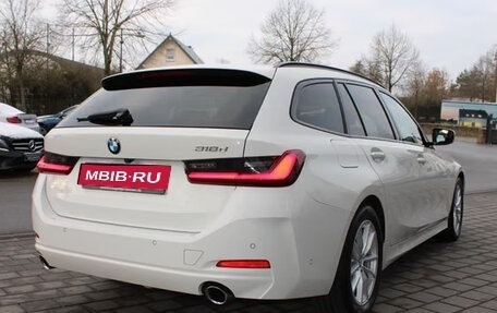 BMW 3 серия, 2023 год, 3 650 000 рублей, 1 фотография
