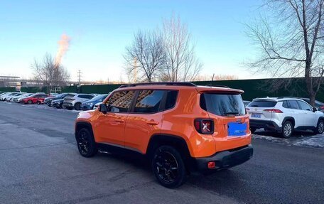 Jeep Renegade I рестайлинг, 2018 год, 1 300 000 рублей, 8 фотография
