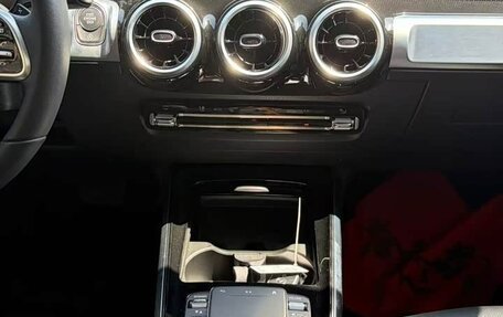 Mercedes-Benz GLB, 2021 год, 2 390 002 рублей, 13 фотография