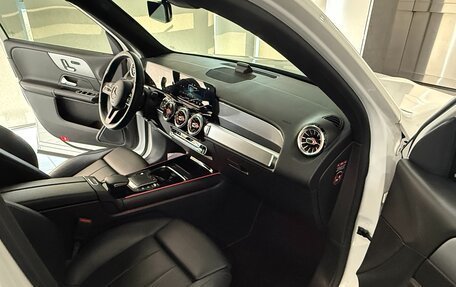 Mercedes-Benz GLB, 2021 год, 2 616 069 рублей, 11 фотография