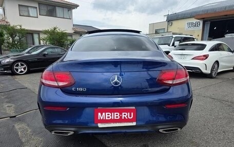 Mercedes-Benz C-Класс, 2017 год, 1 750 000 рублей, 6 фотография