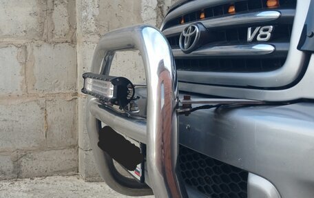 Toyota Sequoia II рестайлинг, 2001 год, 1 950 000 рублей, 14 фотография