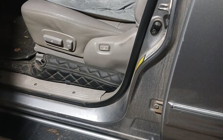 Toyota Sequoia II рестайлинг, 2001 год, 1 950 000 рублей, 9 фотография
