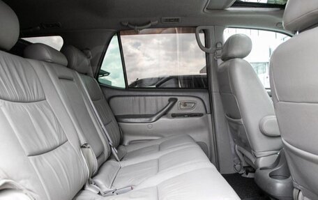 Toyota Sequoia II рестайлинг, 2001 год, 1 950 000 рублей, 35 фотография