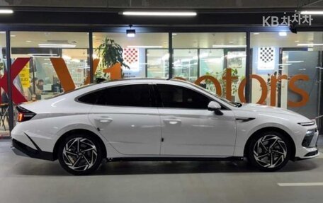 Hyundai Sonata VIII, 2023 год, 2 210 000 рублей, 3 фотография