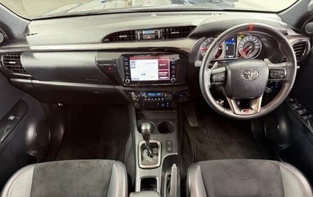 Toyota Hilux VIII, 2022 год, 3 532 069 рублей, 13 фотография